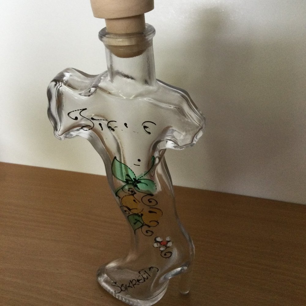 Hand painted glass leg shaped high heel boot bottle with stopper home decoration